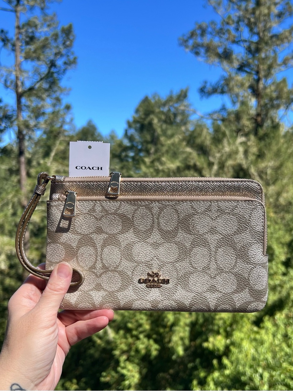 COACH Double Zip Wallet In Signature Canvas CW968 AUTHENTIC